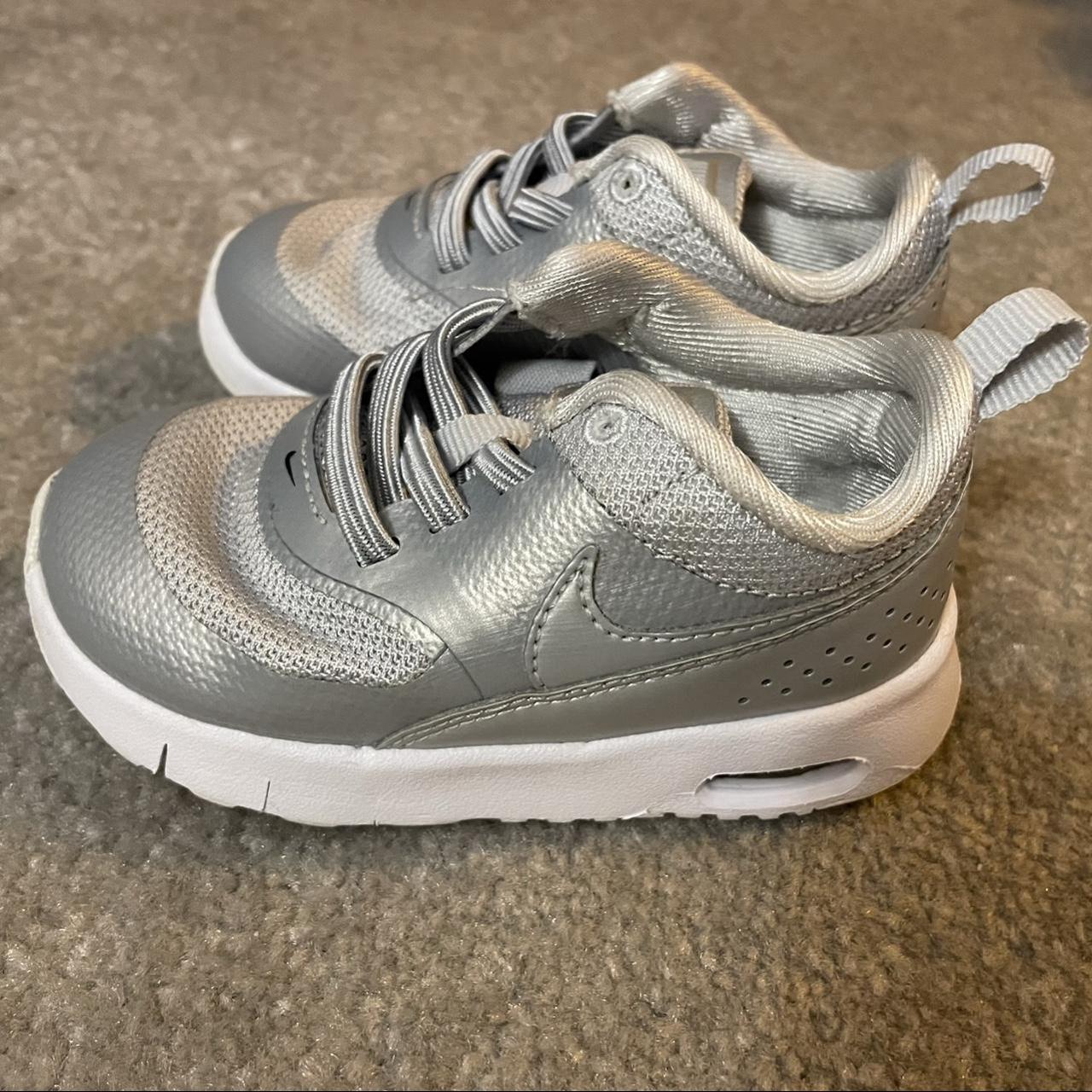 nike trainers size 5.5