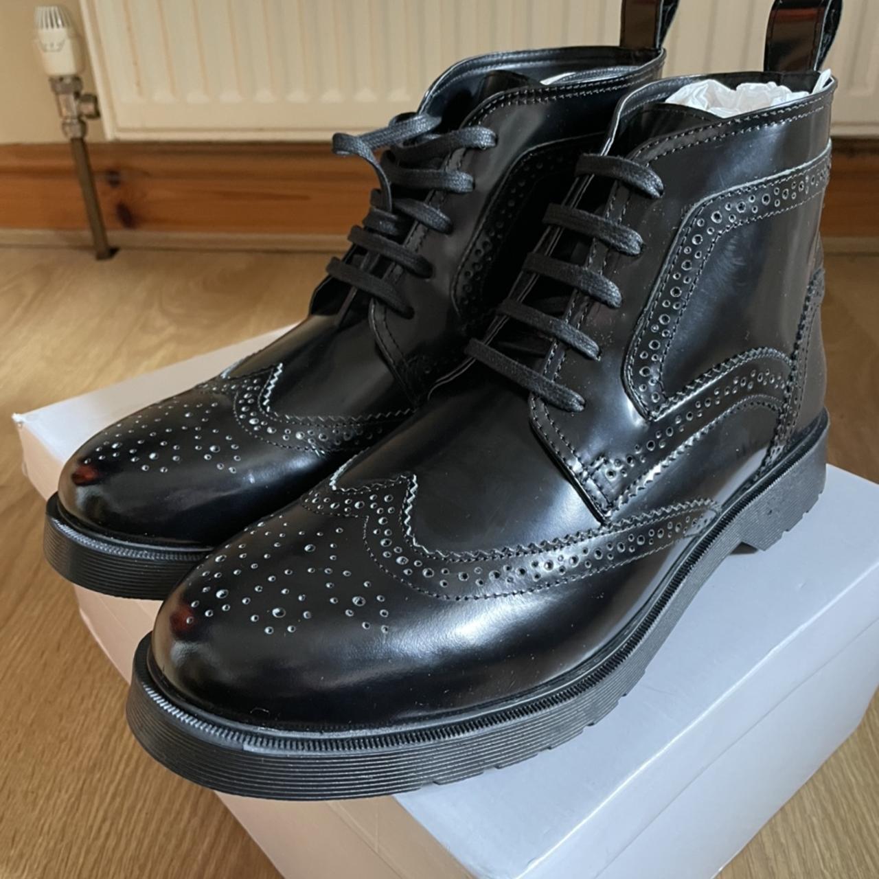 KURT GEIGER MENS BROGUES *If you want to take your... Depop