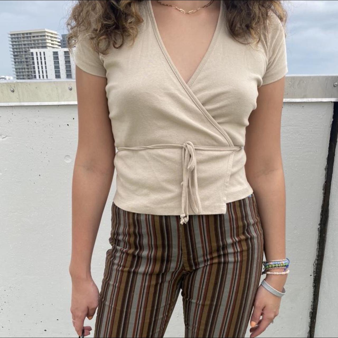 🐹VINTAGE CROSS BODY SHIRT 🐹 SIZE SMALL About... Depop