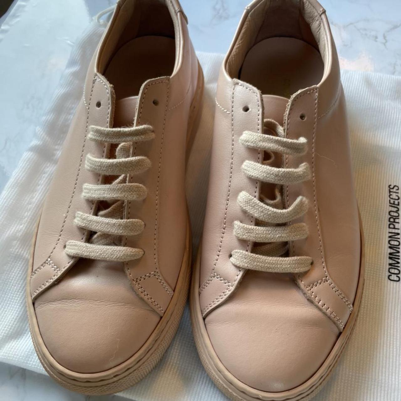 Common projects fashion pink sneakers