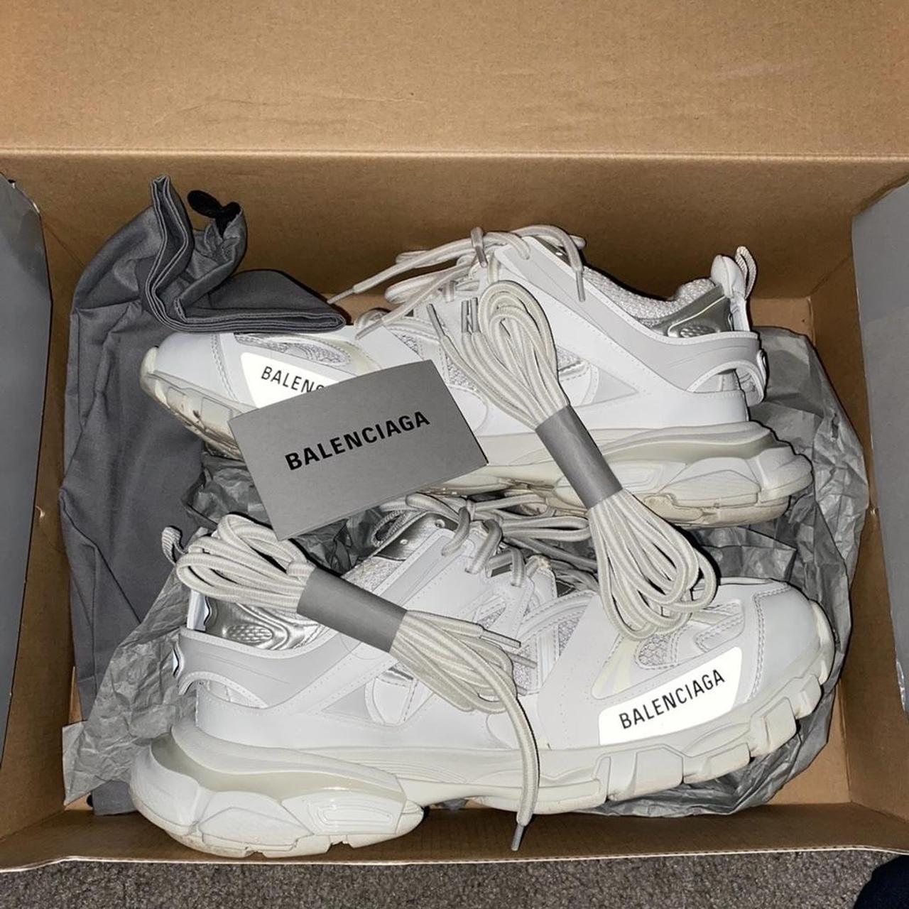 item listed by cash_uno