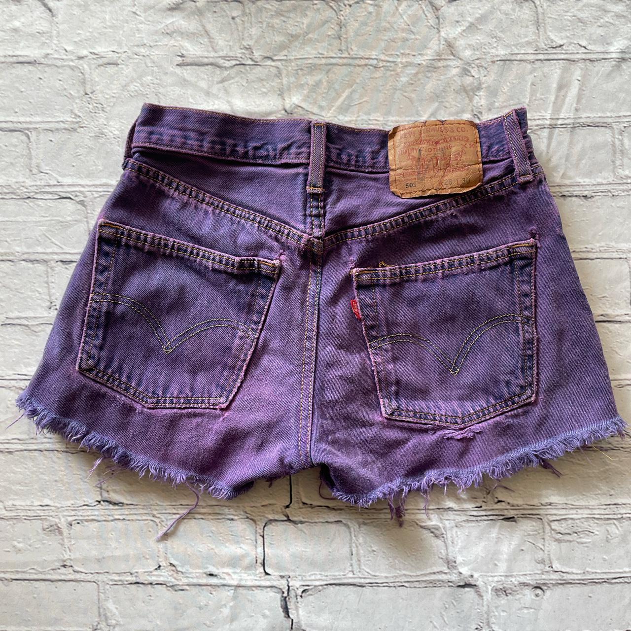 purple levis shorts