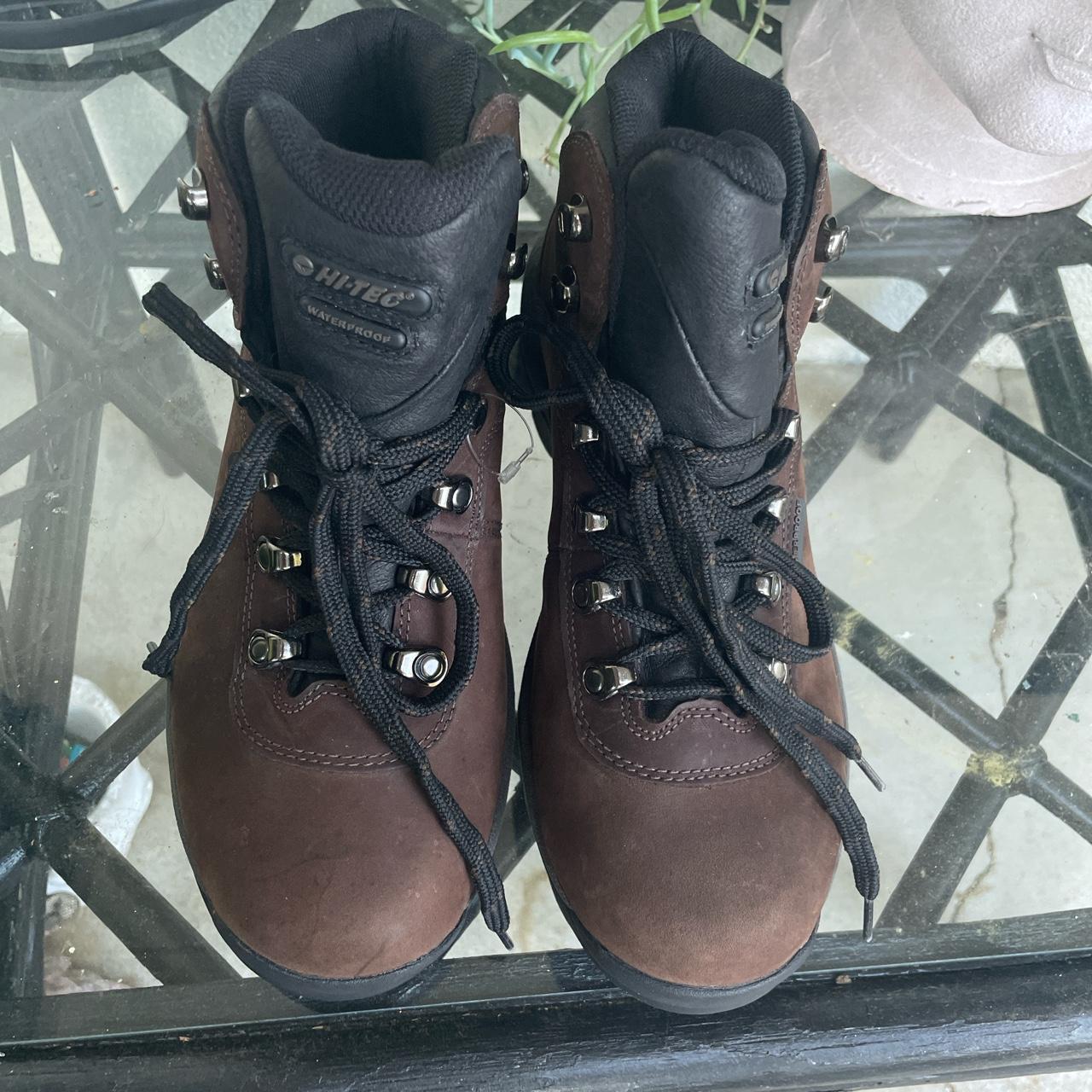 Hi-Tec Men's Brown and Black Boots (2)