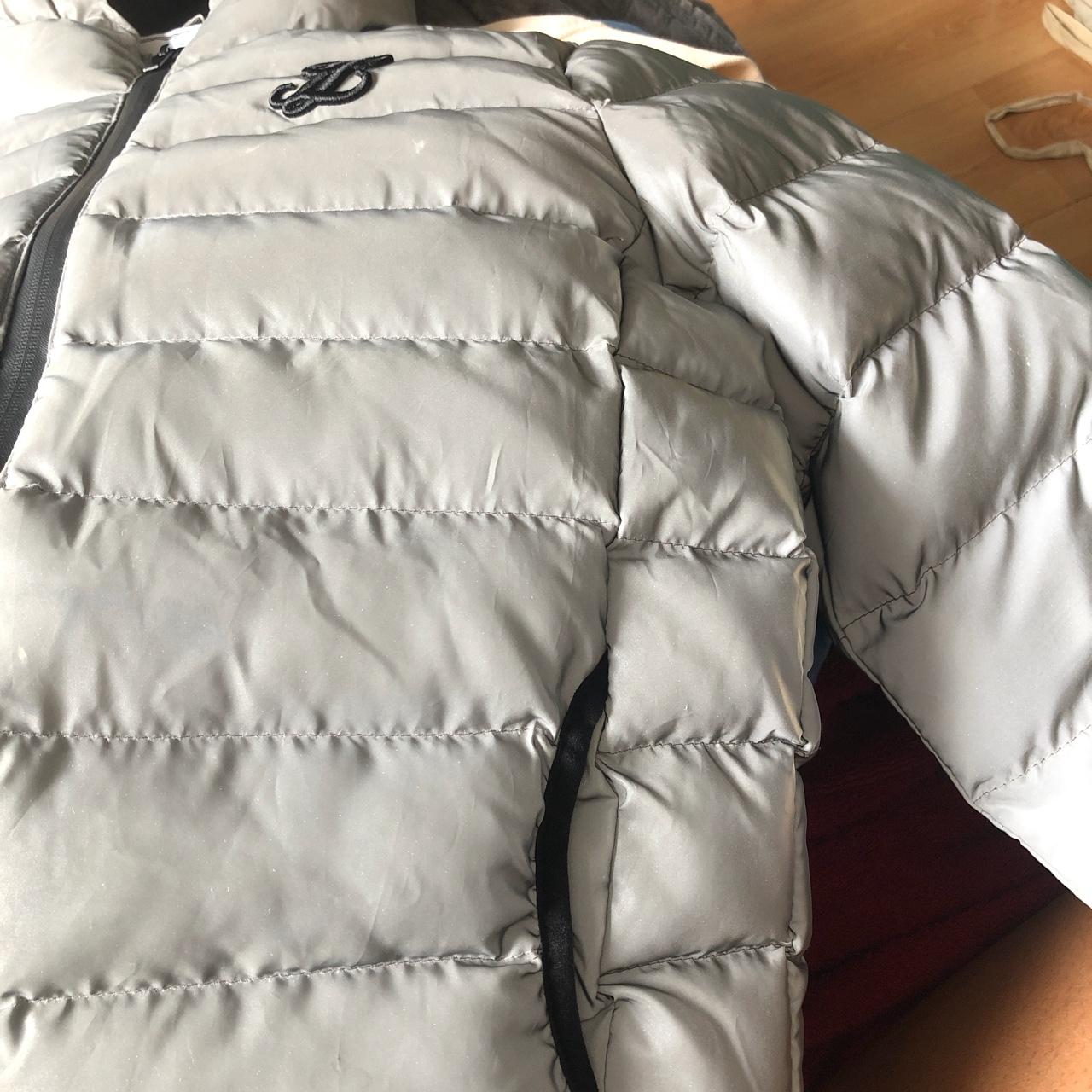 Illusive London Reflective Puffer Jacket size is