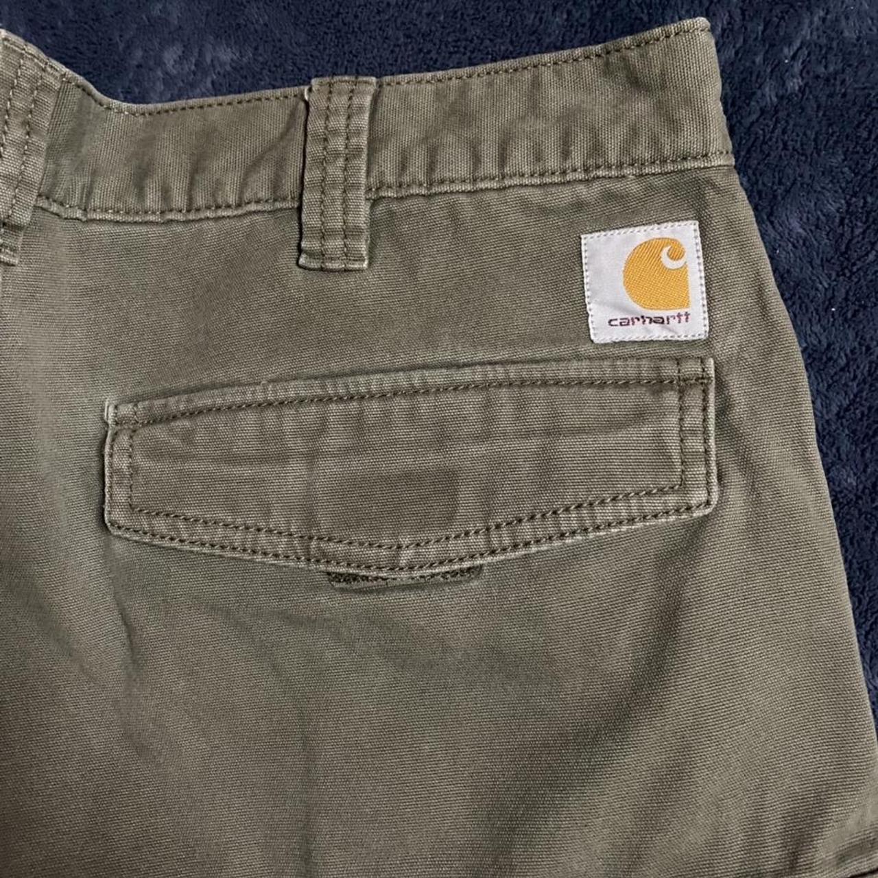 Carhartt Men's Khaki and Green Shorts | Depop