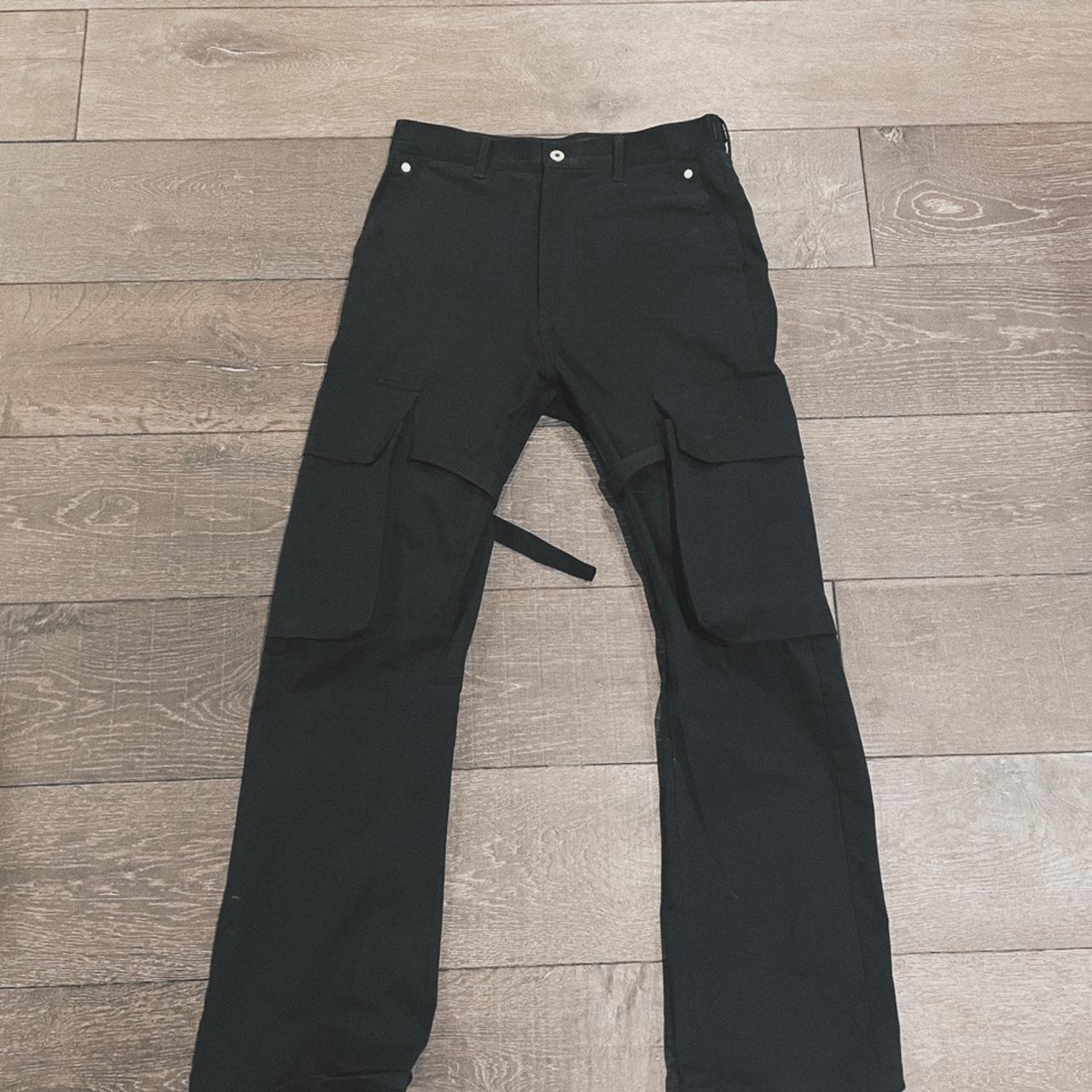 VUJA DE FLARE CARGO PANTS 2.0 (003) Size: Tagged... - Depop