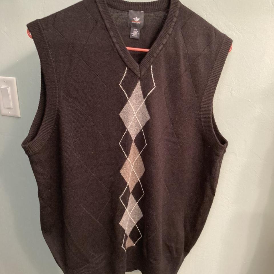 This Dockers argyle v neck sweater vest is in mint. Depop