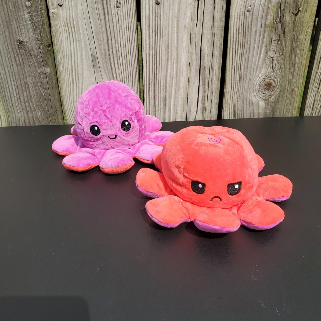 Product Image 1 - PURPLE & RED REVERSIBLE OCTOPUS!