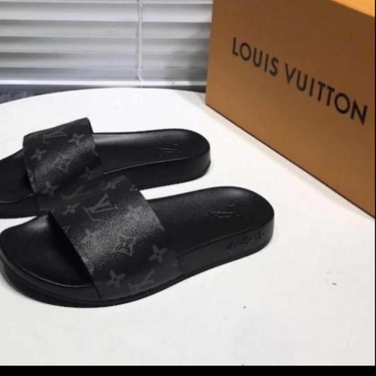 Louis Vuitton slides Men size 9.5 - Depop