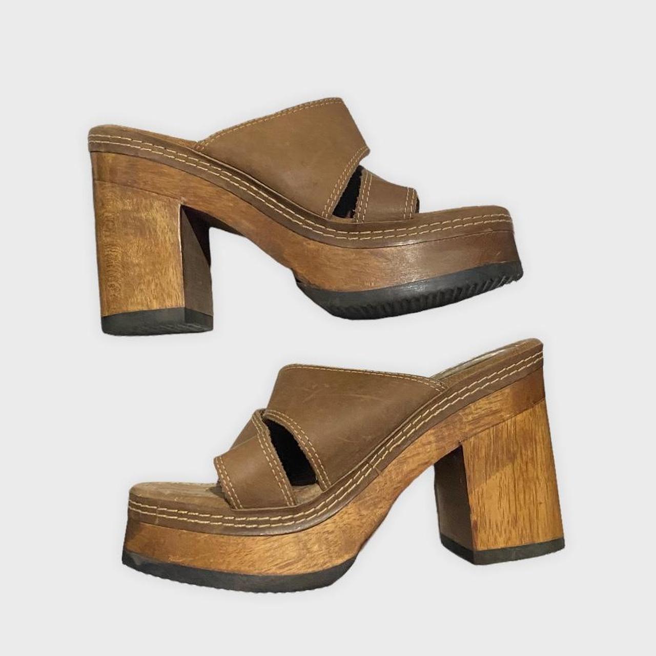 Y2k wooden platform heels! Women’s size 10 ️ great... - Depop