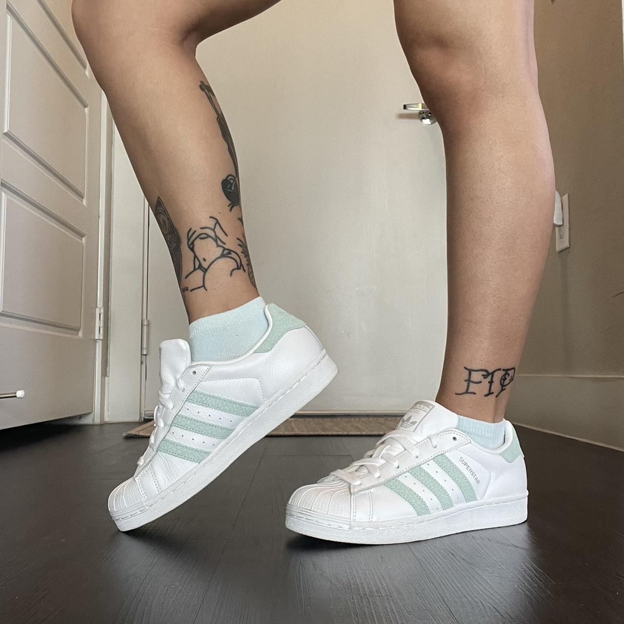 Mint deals green superstars