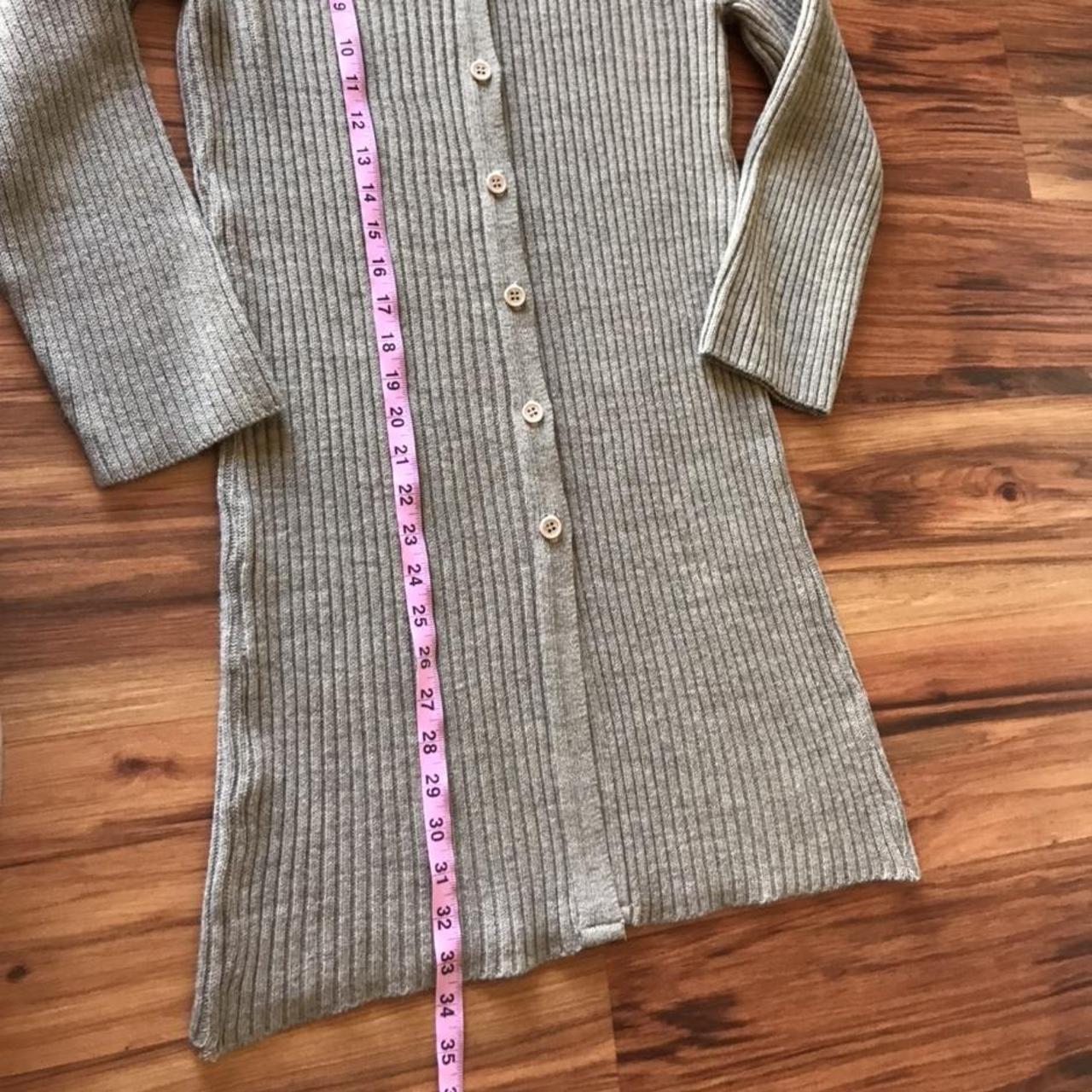 Vintage 90s 2000s long sleeve beige/light brown v... - Depop