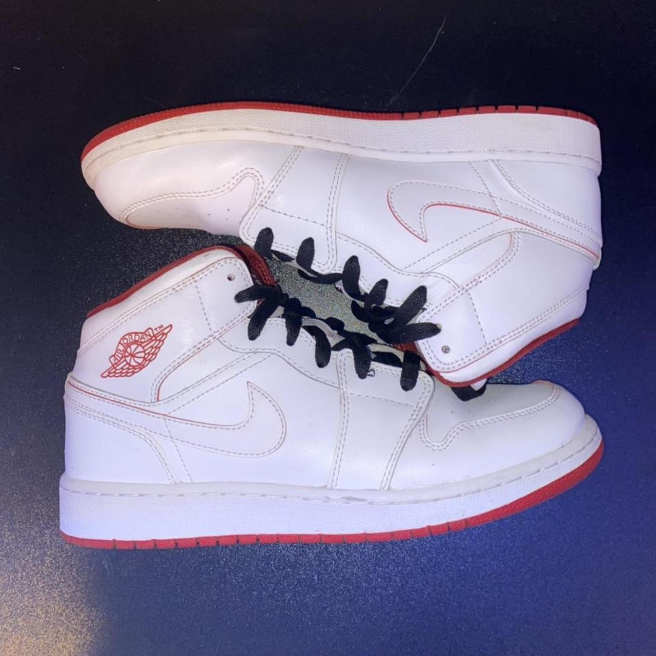 Air Jordan 1 Retro Mid White Gym Red Size 7y Uk Depop 9146