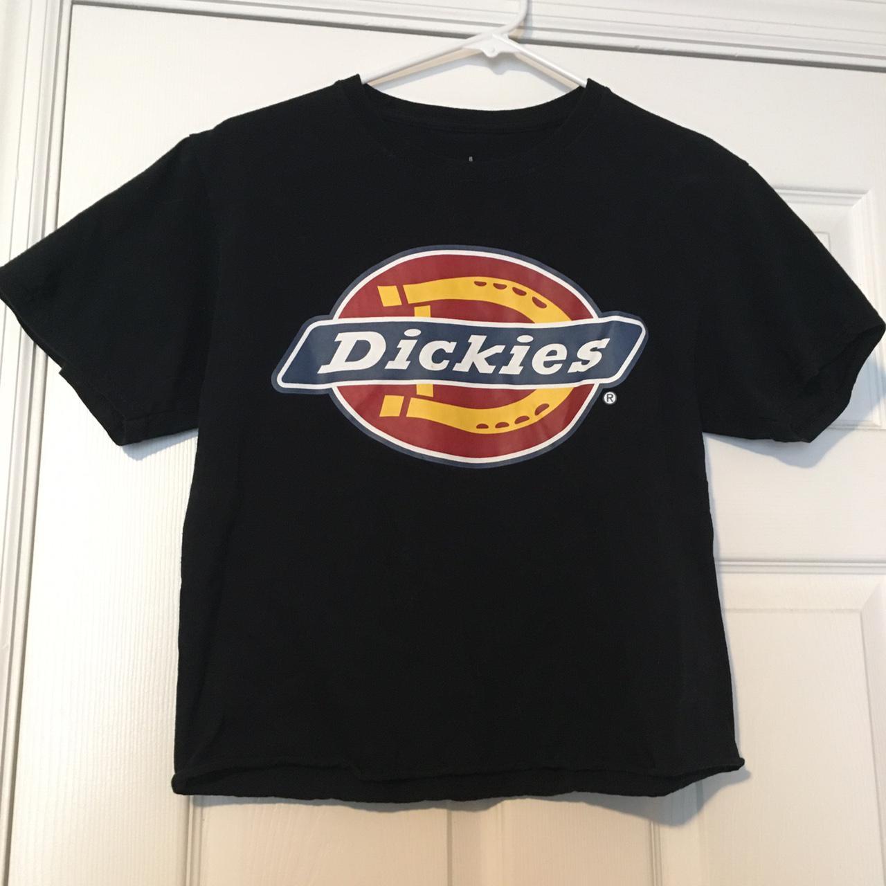 Product Image 1 - dickies graphic tee
- measurements laying