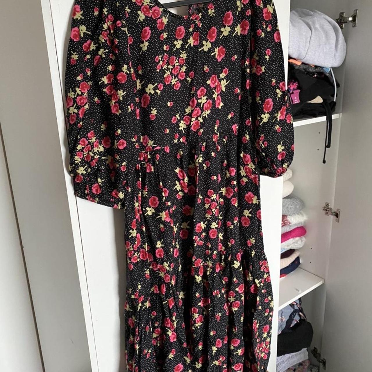 Miss Selfridge maxi dress, love just doesnt fit... - Depop