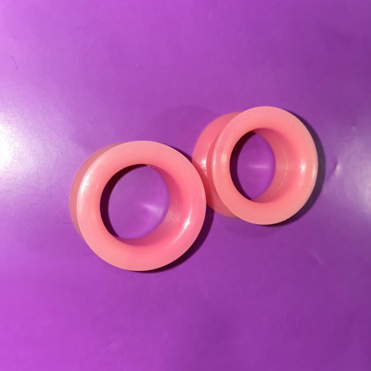 3/4 Flared Silicone Tunnels 💕 Sanitized before... Depop