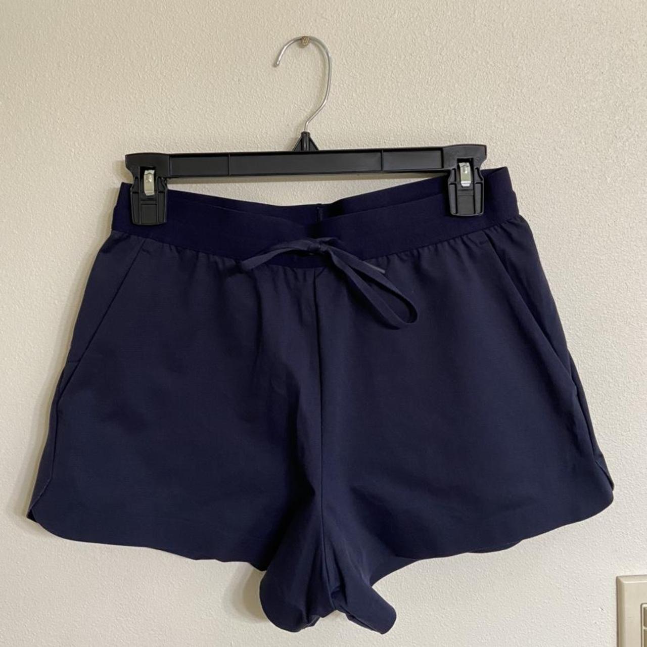 Uniqlo women active shorts, size S Excellent... Depop