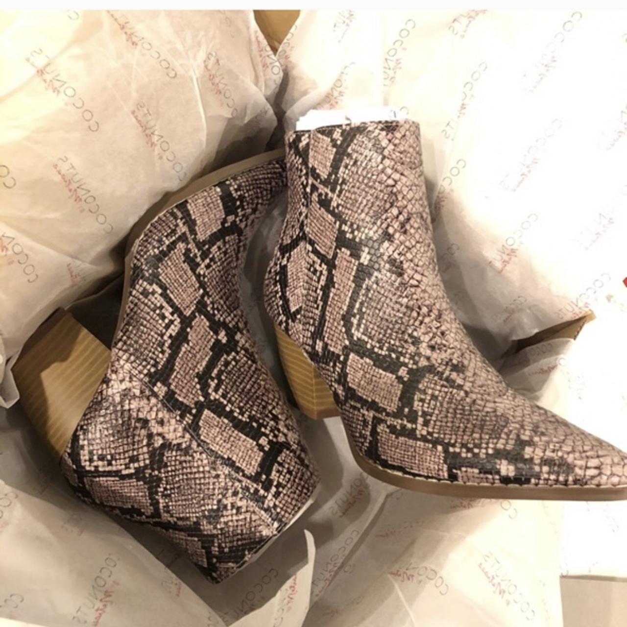 Free People Women's Boots | Depop