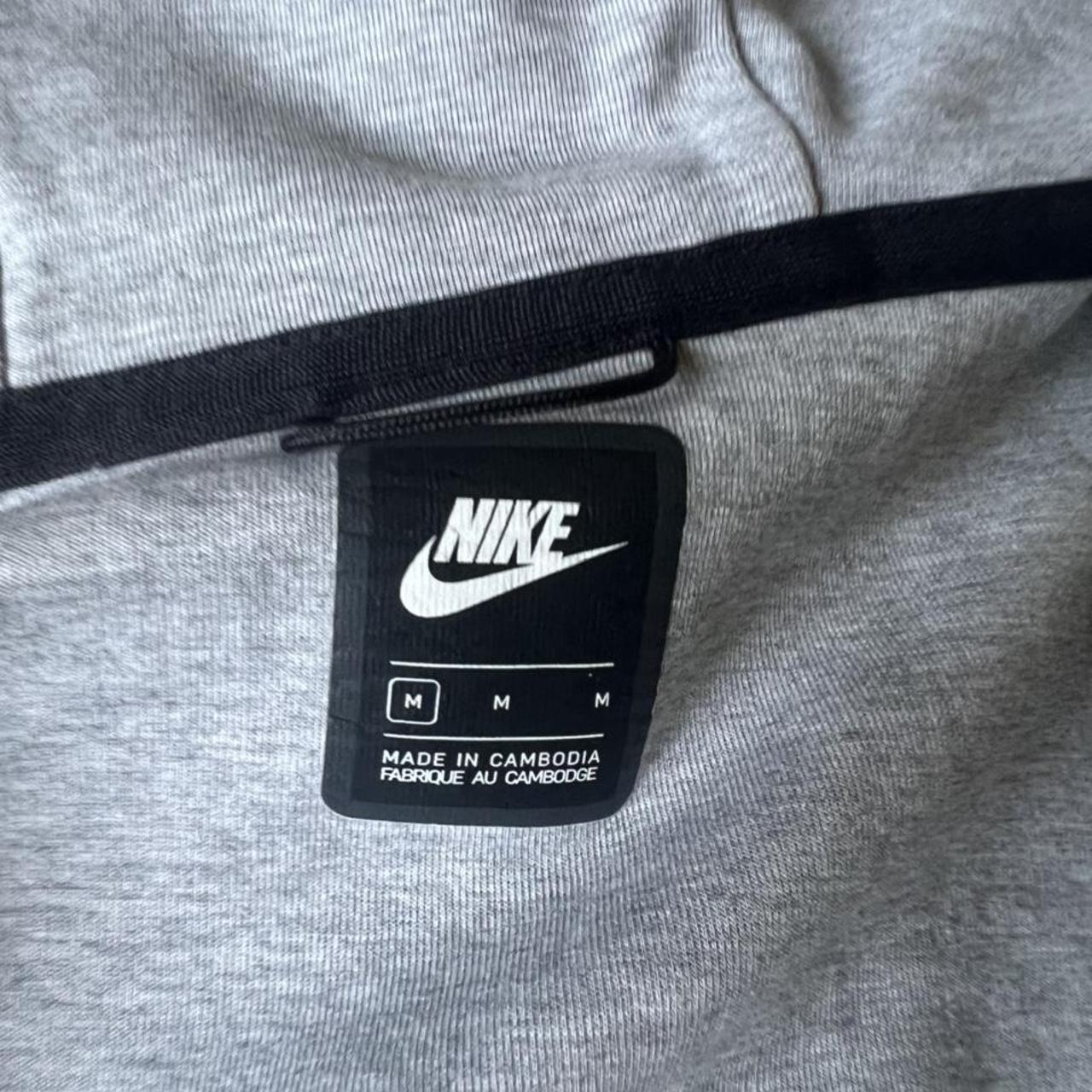 nike tech fleece medium tall