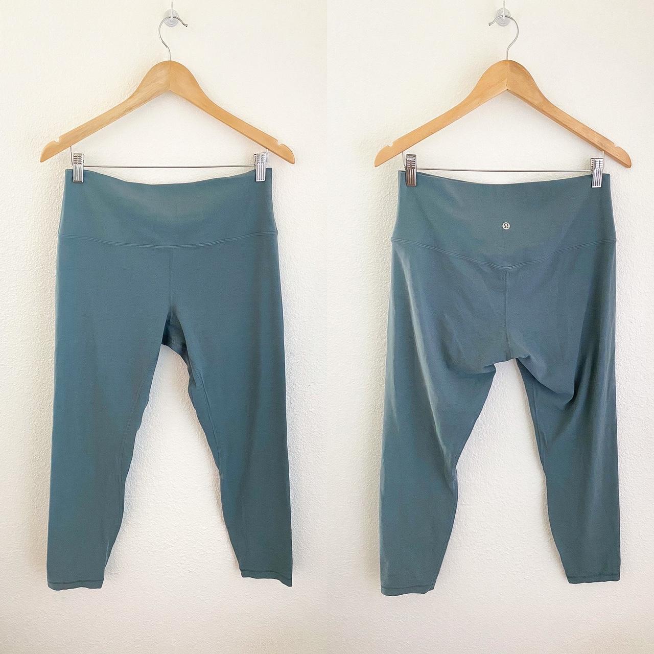 Lululemon Align leggings 25” in Waterdrop color