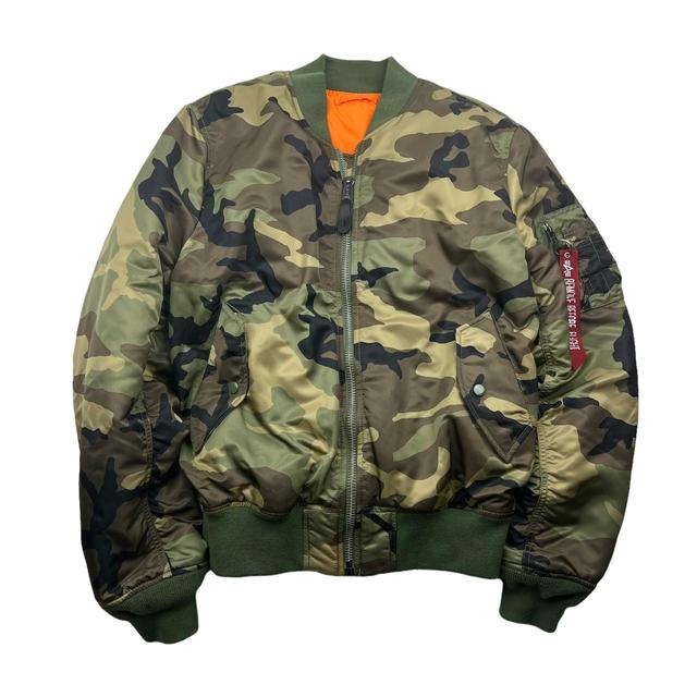 Alpha industries clearance camo bomber jacket