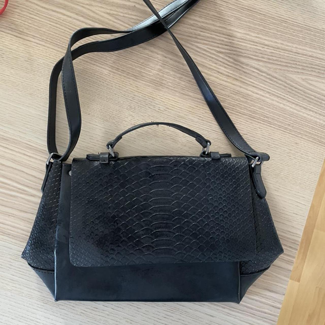 💓FREESHIPPING 💓 #VictoriaSecret Black Shoulder Bag - Depop