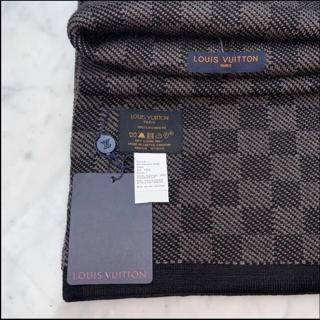 Louis Vuitton petite damier black and grey scarf. - Depop
