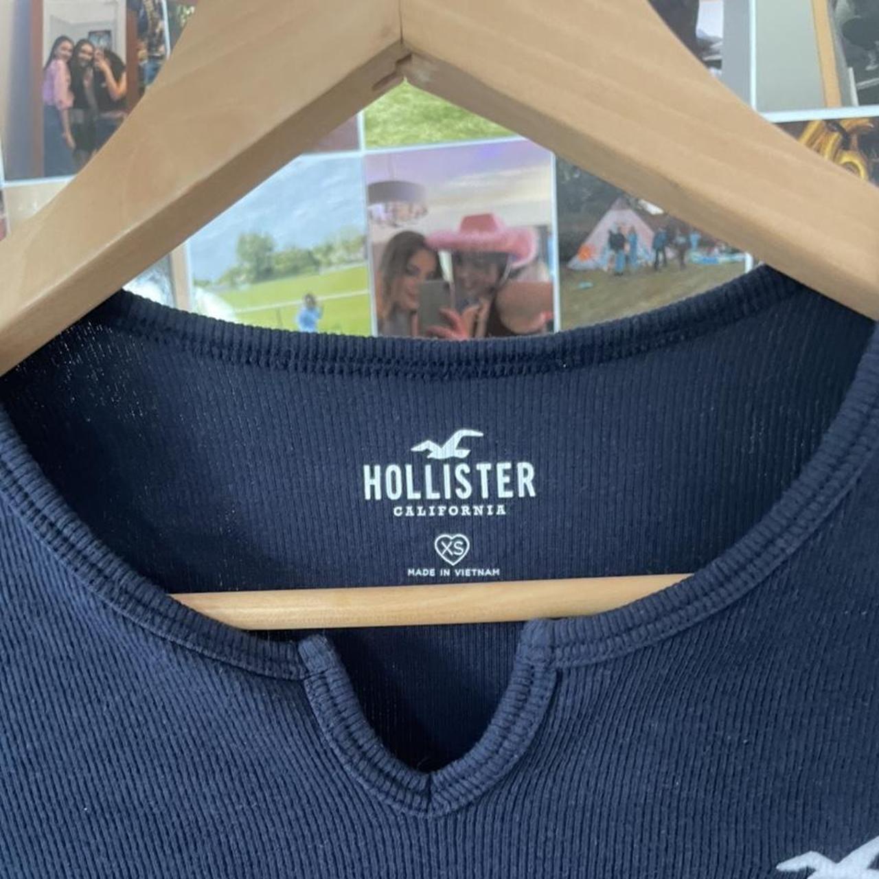 HOLLISTER RIBBED LACE CROP Ribbed fabric Notched... Depop