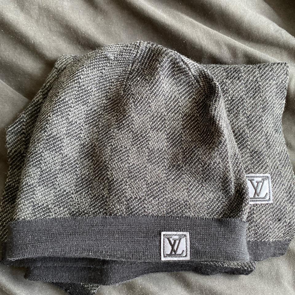 Louis Vuitton Hat & Scarf - Only been worn once - - Depop