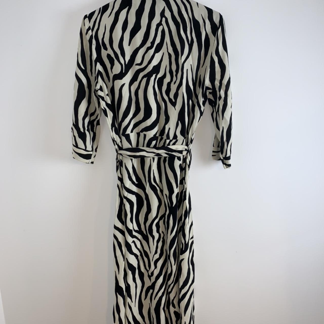 F F zebra print midi dress with tie belt. Hardly