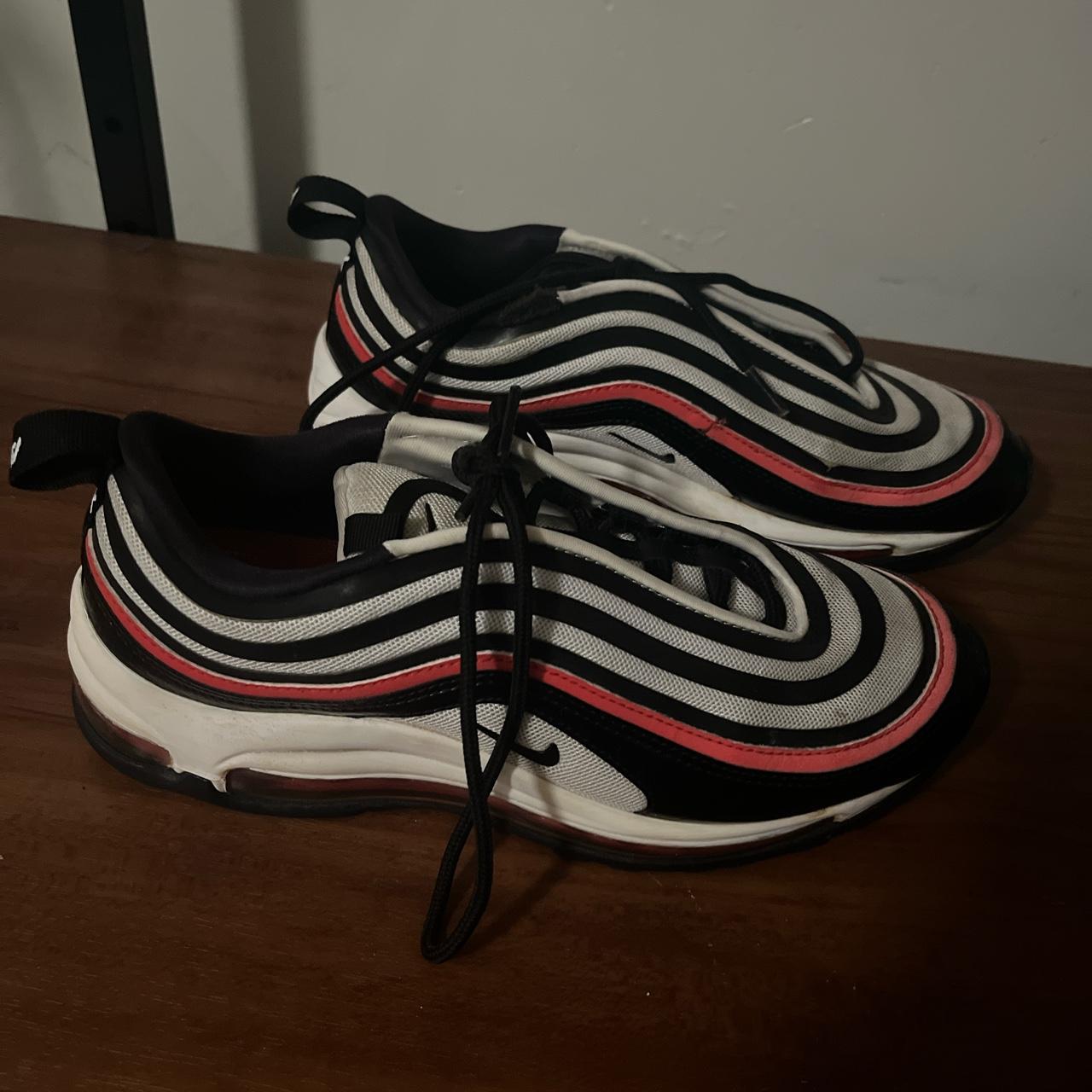 Product Image 3 - Nike Air Max 97

Size 8