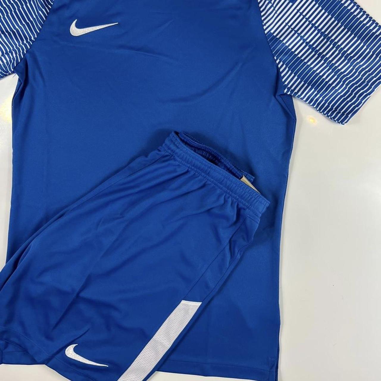 Nike Dri-Fit Academy Set - Depop