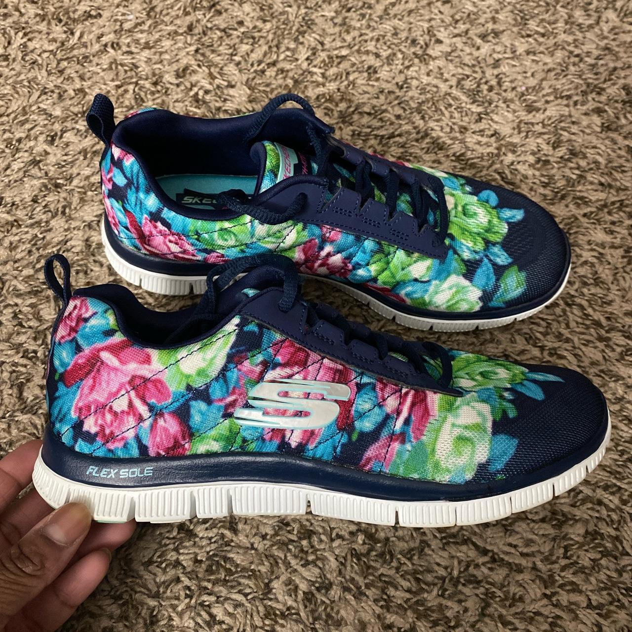 Skechers hot sale floral shoes