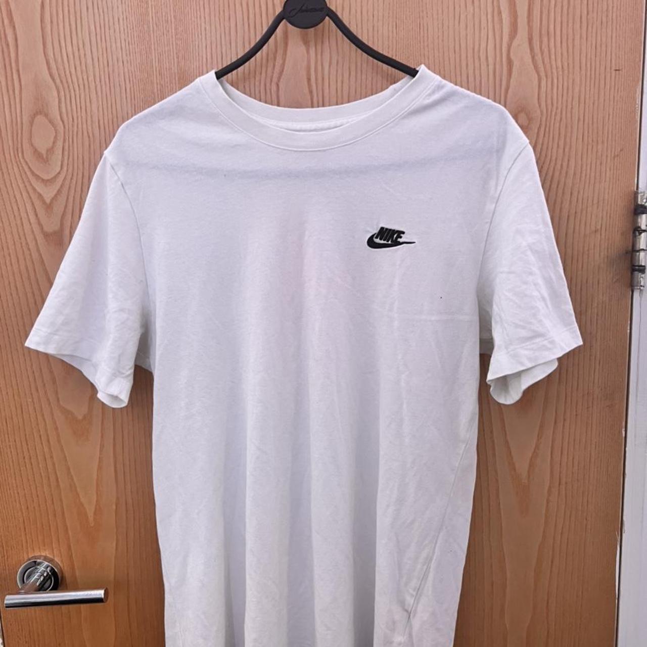 The Nike tee t-shirt - M. Never worn, just want it... - Depop