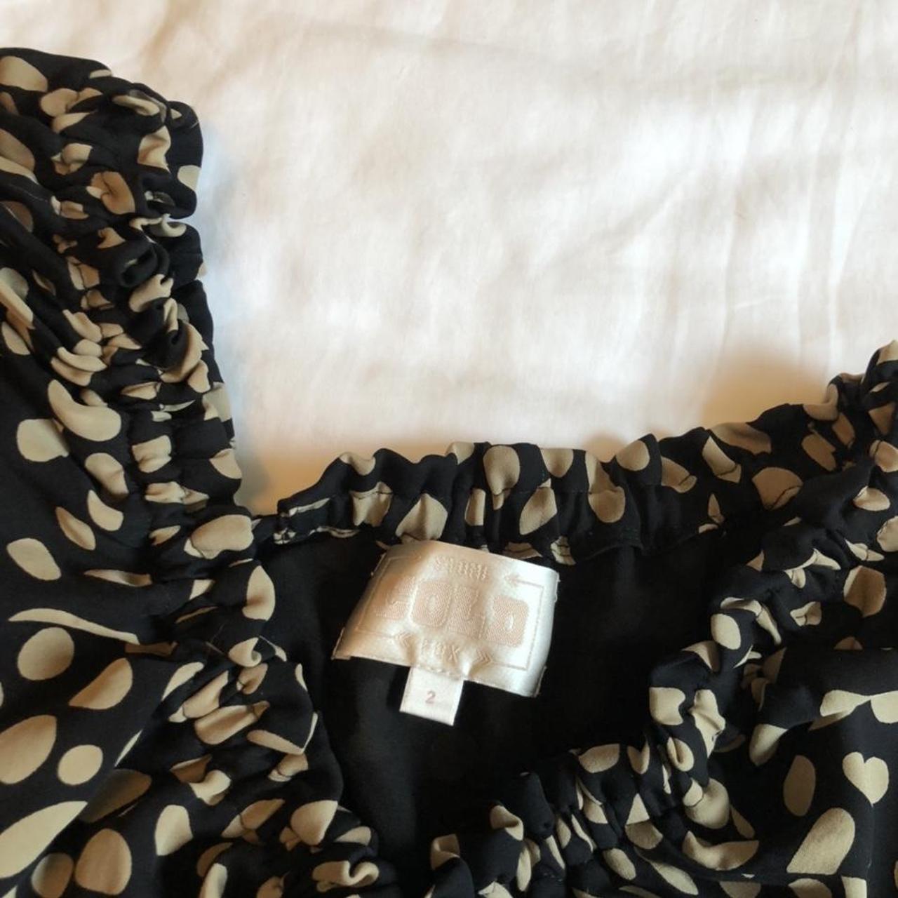 Stone Cold Fox Women's Crop-top (2)