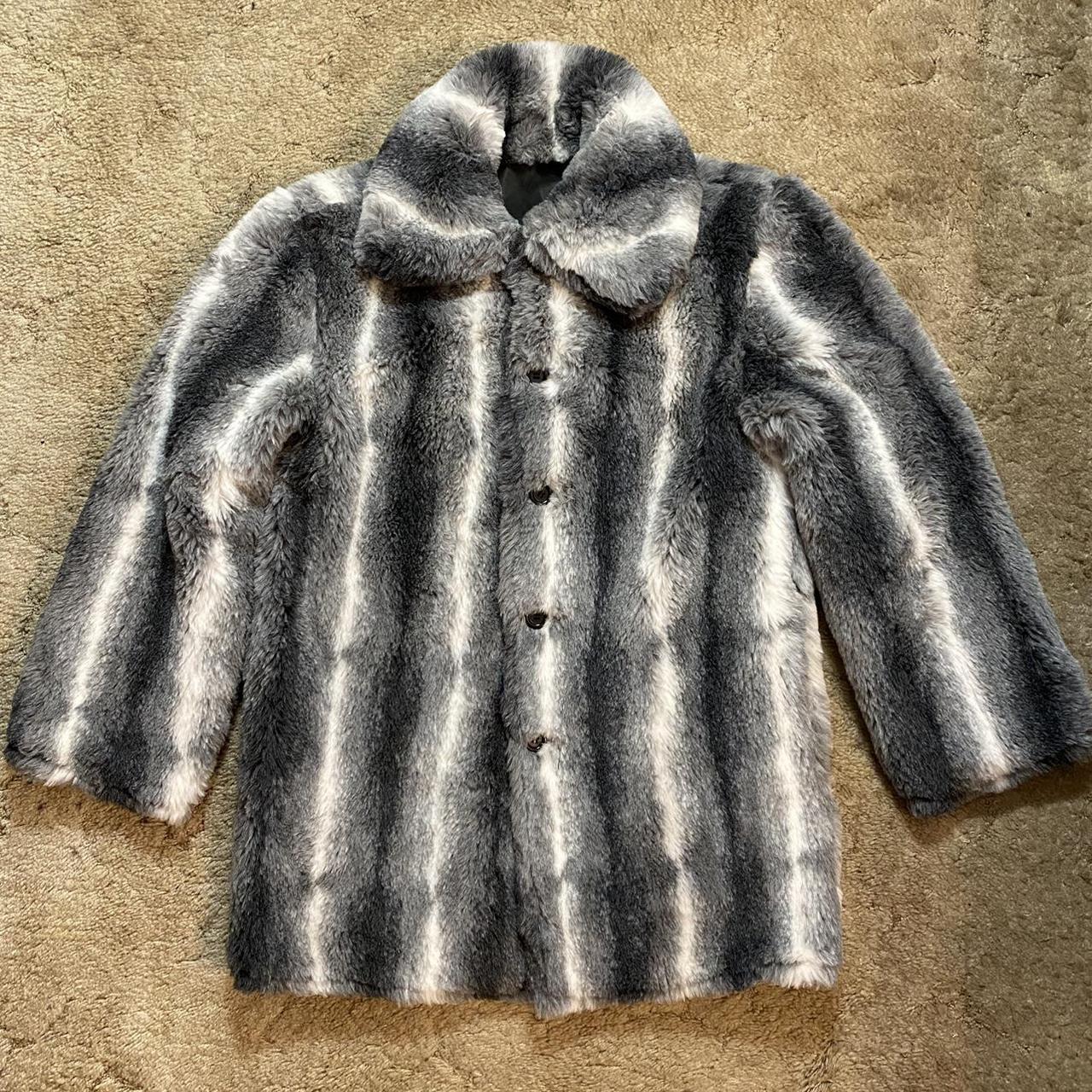 komitor fur coat