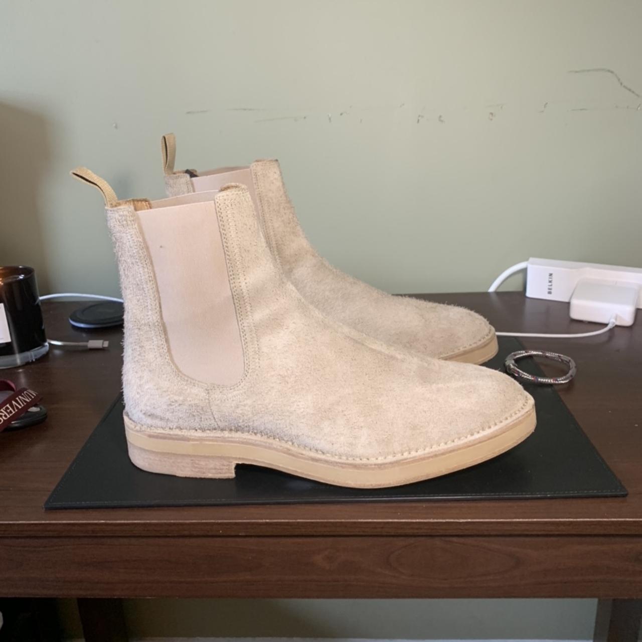 Yeezy chelsea boots sales season 6