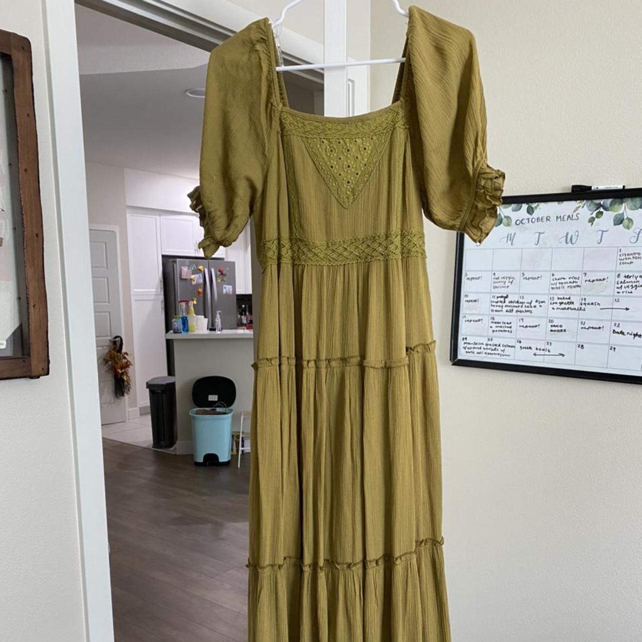 Pea green peasant dress, size small, tags on and... - Depop