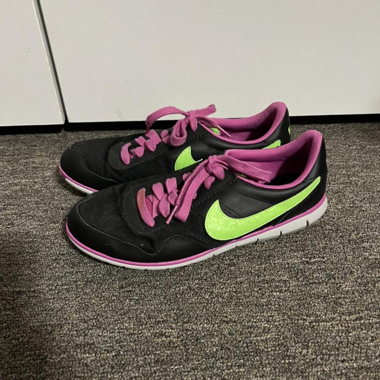 Black and best sale pink athletic shoes