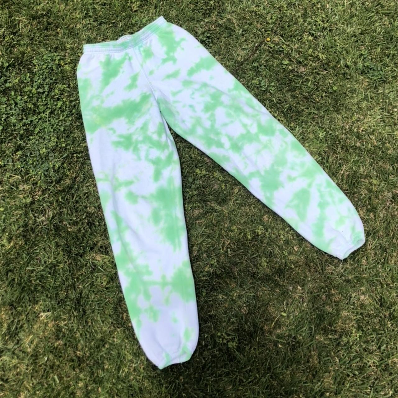 Addison rae discount tie dye sweatpants