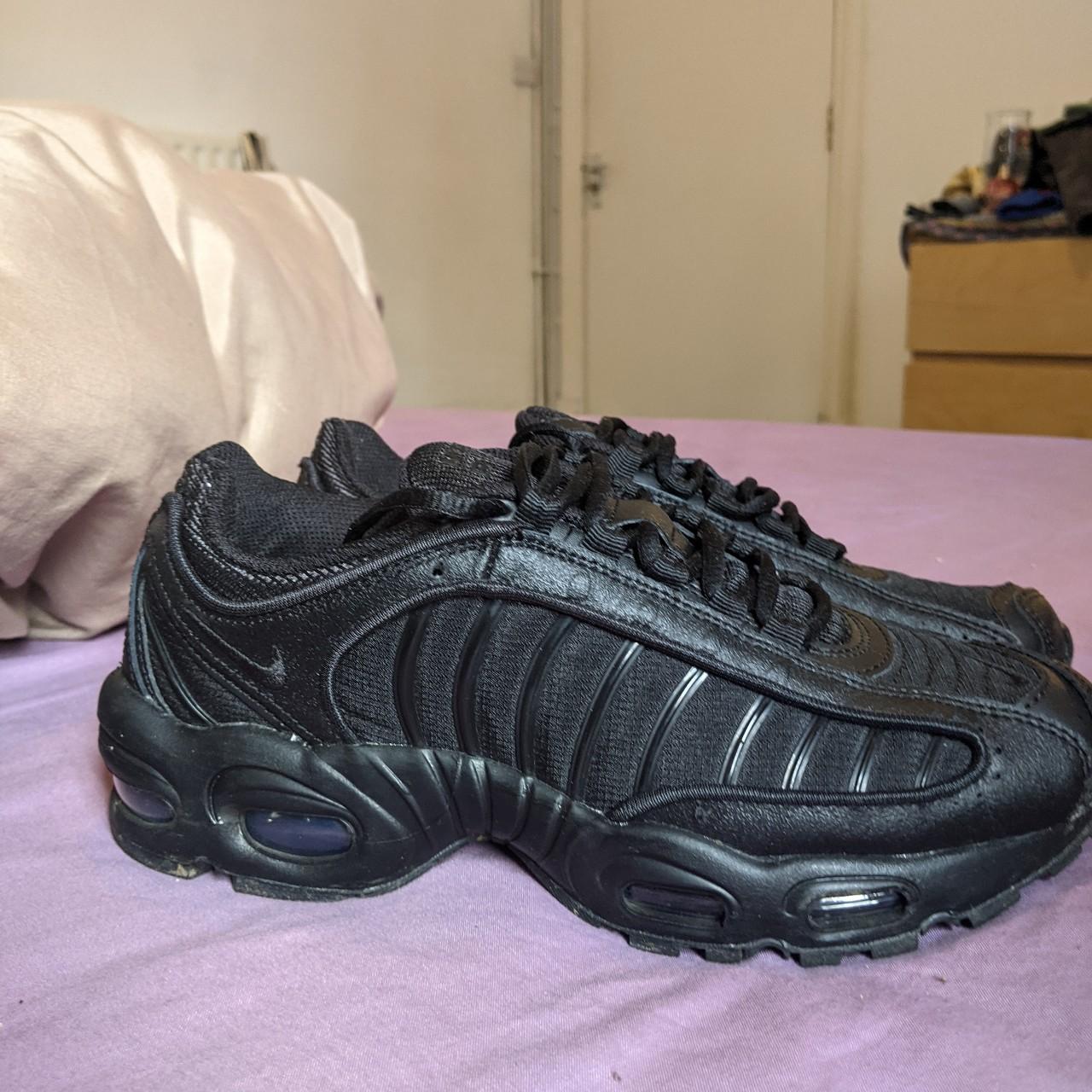 triple black tailwinds