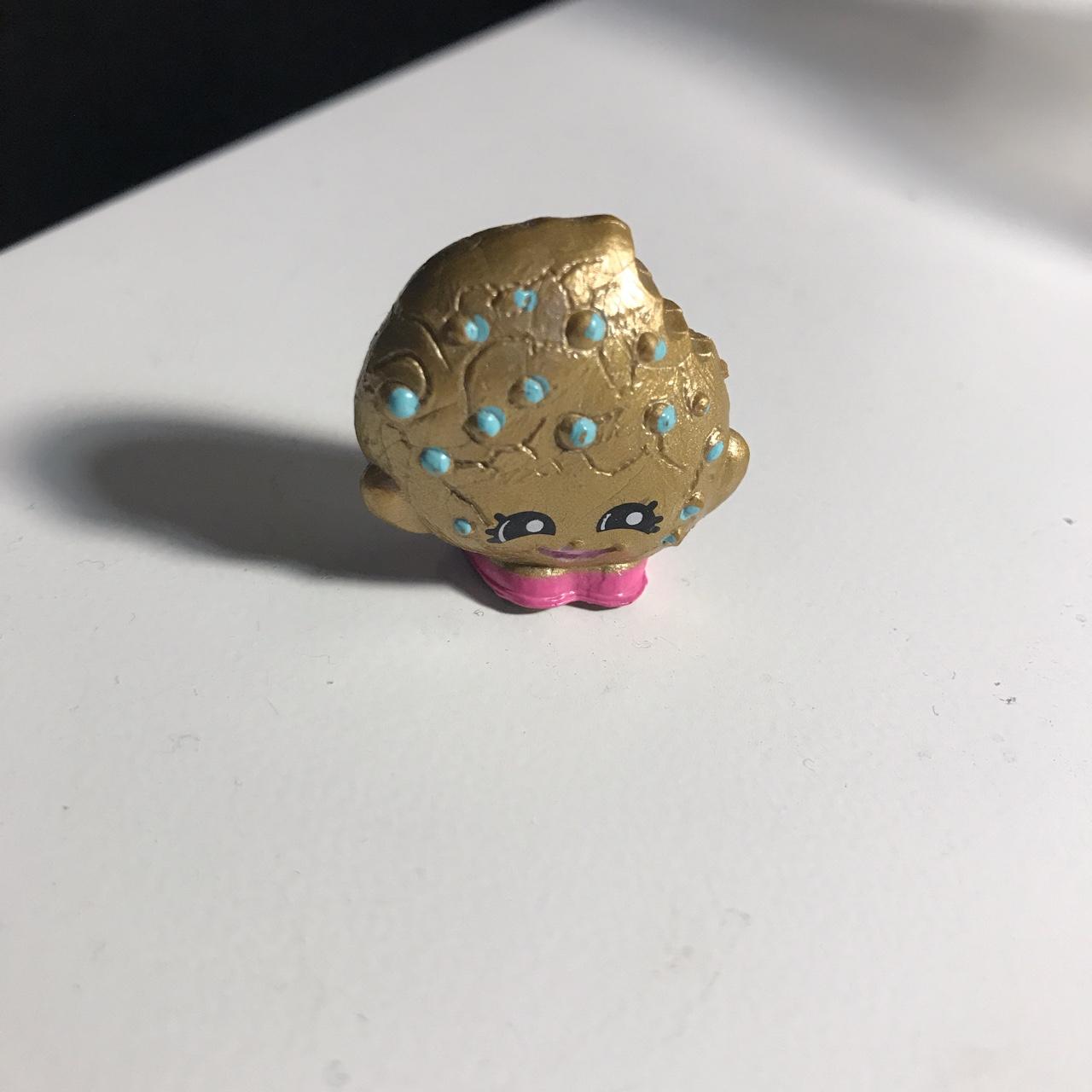 EXCLUSIVE GOLDEN KOOKY COOKIE SHOPKIN! WILLING TO... - Depop