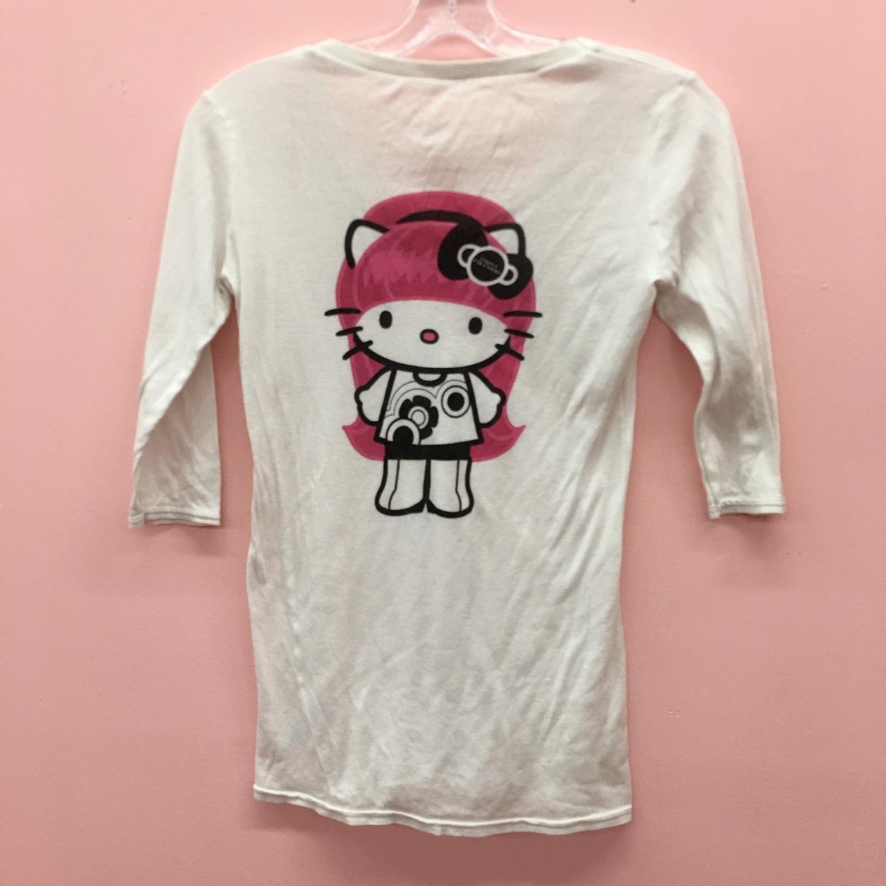 Tarina Tarantino x Hello Kitty V neck tee Size: M C2 | Depop