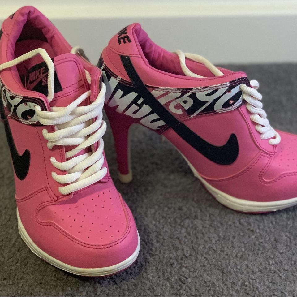 Nike high heels pink deals