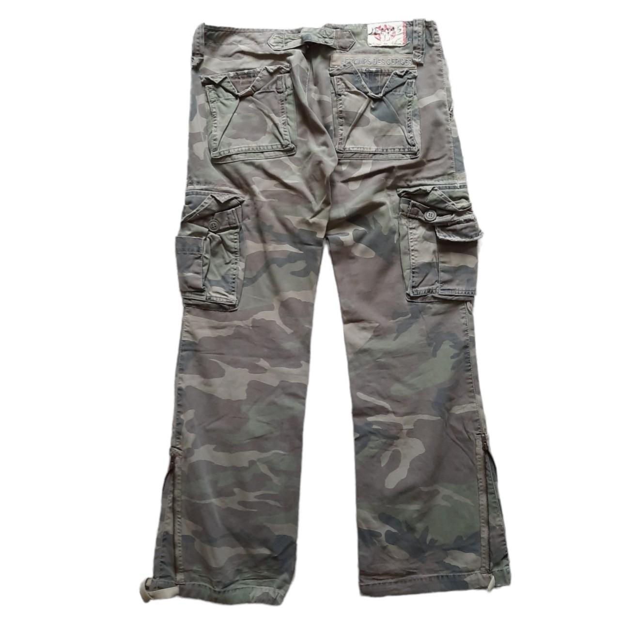 Vintage Cargo Camo Pants Amazing vintage piece... - Depop