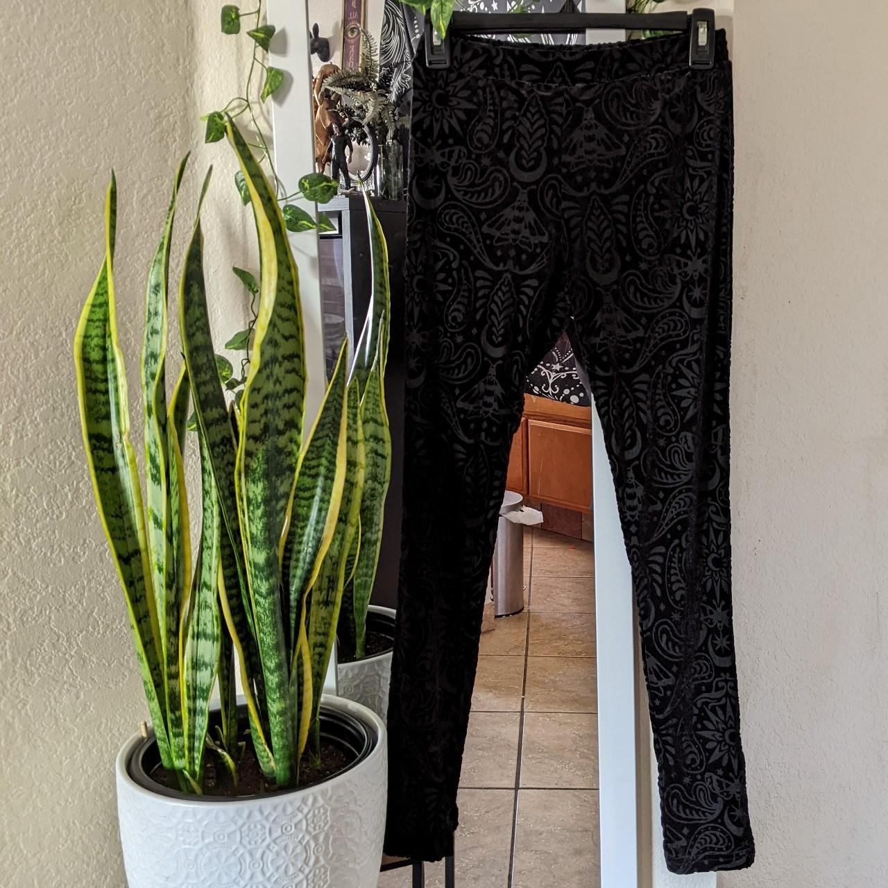 Black Paisley Leggings