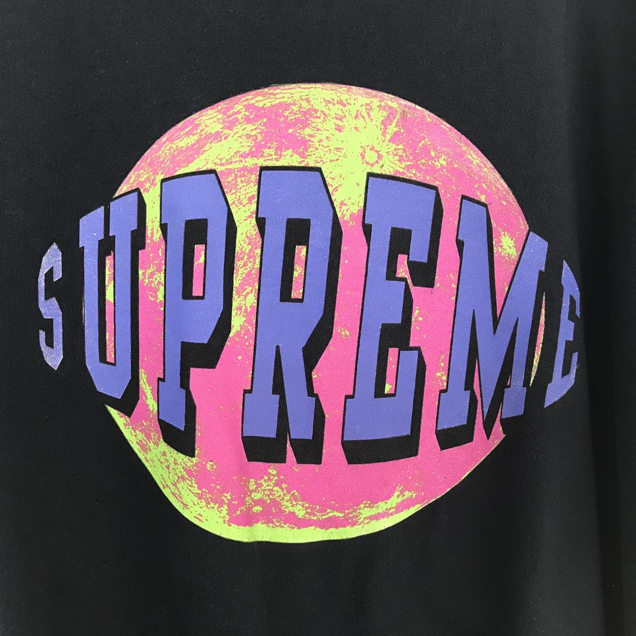 SUPREME 90s style varsity font t shirt. Navy. Worn a...