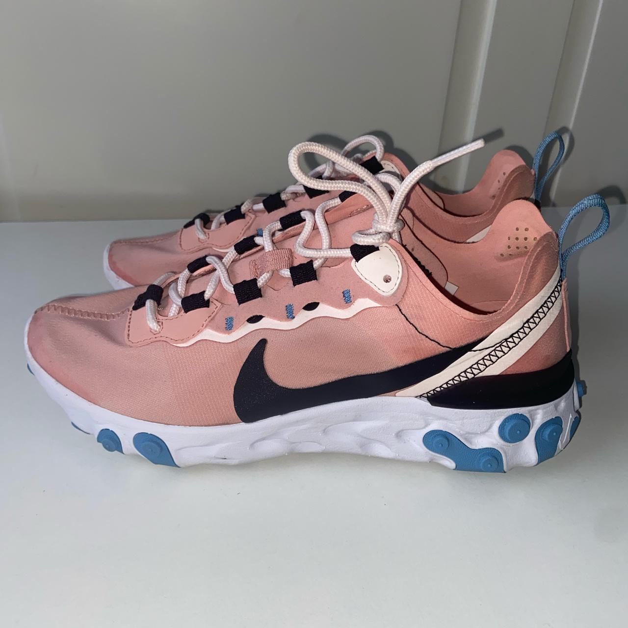 Women s light blue pink Nike React Element 55 . Depop