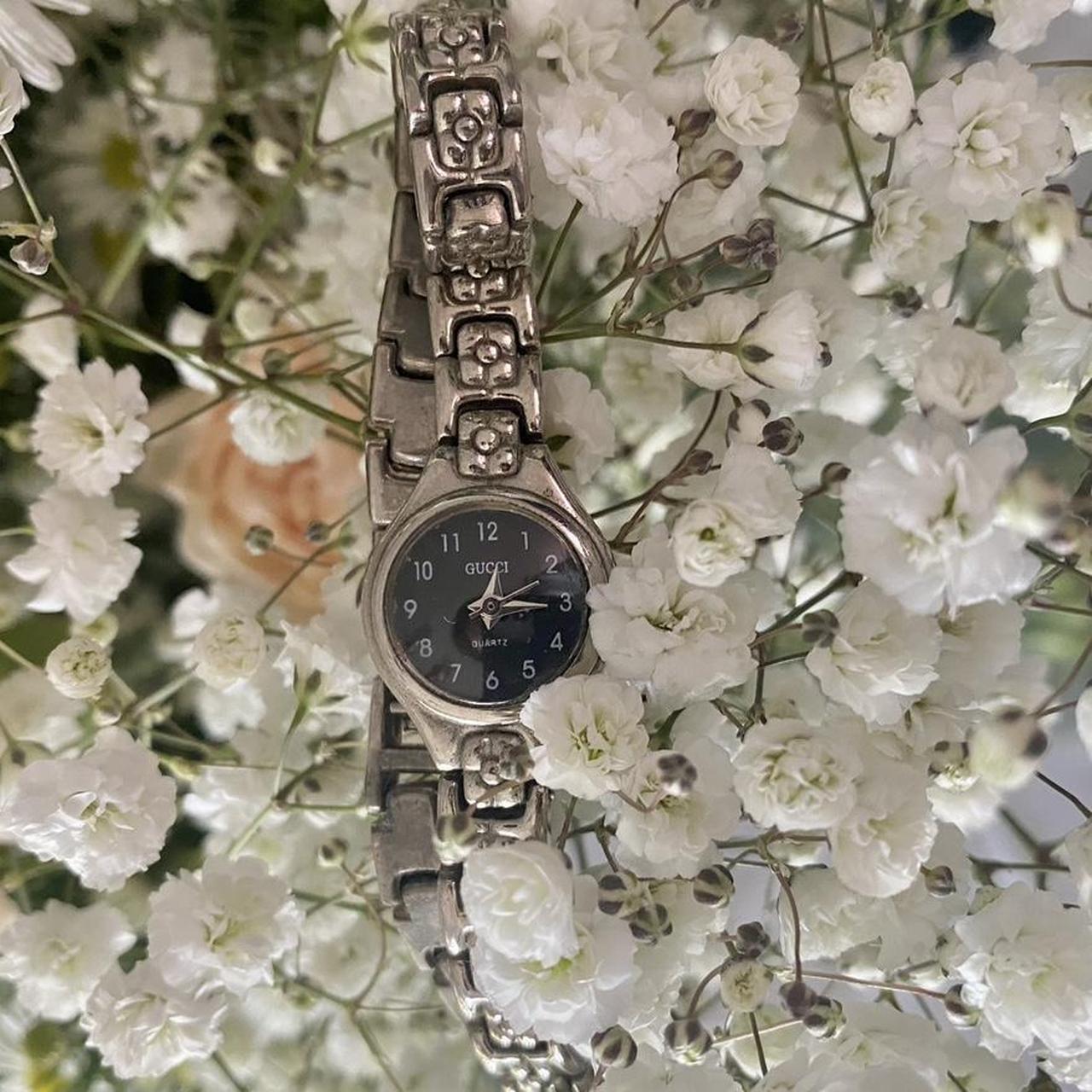 Gucci on sale watch flower