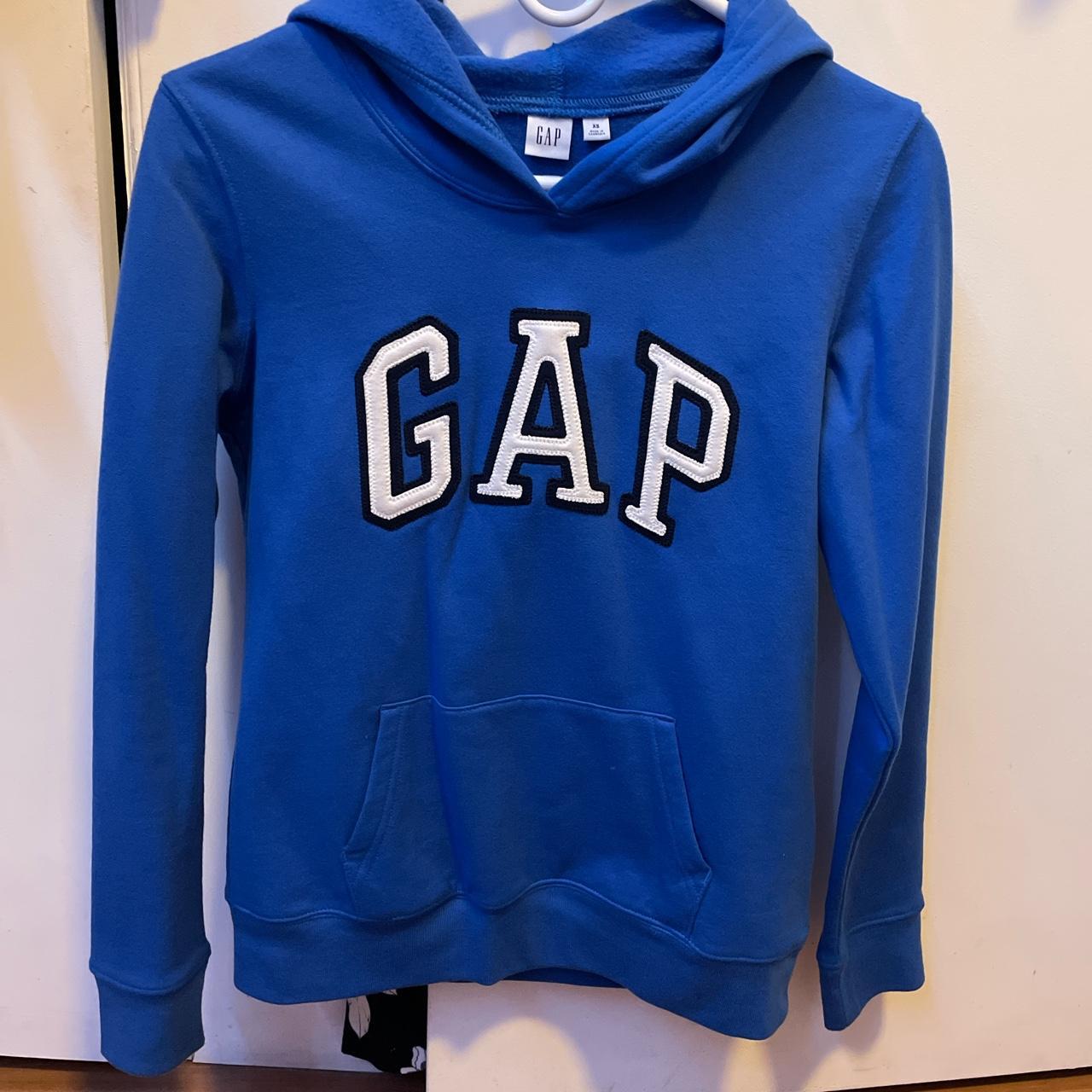 Gap Women's Blue and White Jacket | Depop